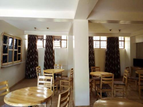 Hotel Pearl Guest House By Green Safaris