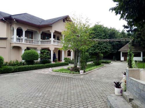 Hotel Pearl Guest House By Green Safaris