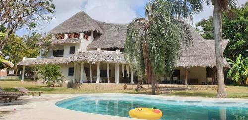 Apartamento Mwangaza House
