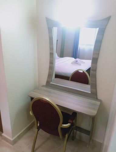 Hotel Ndamarosa River Park Resort