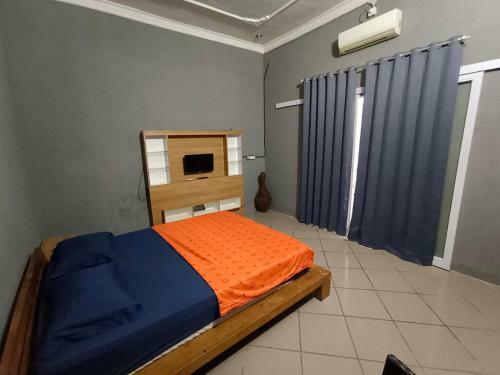 Hotel Homestay Adah