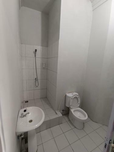 Hotel Homestay Adah