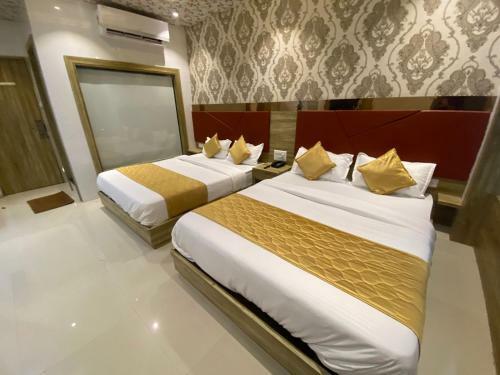 Hotel Bkc Crown - Near Us Embassy