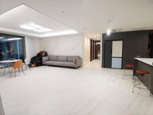 Apartamento ?? ?????? ?? ??? 4room 2bath ?? ????