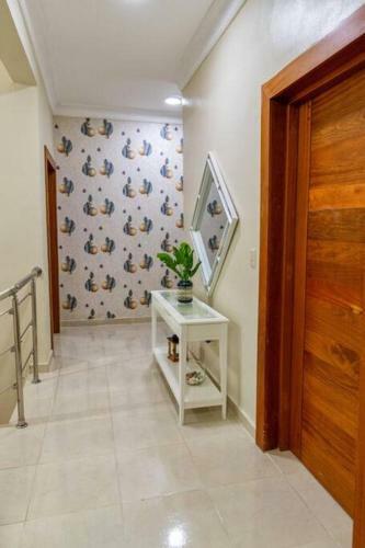 Villa At A Gated Community And Private Pool.