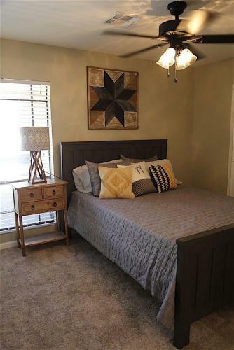 Biltmore Cloisters 2 Br By Casago