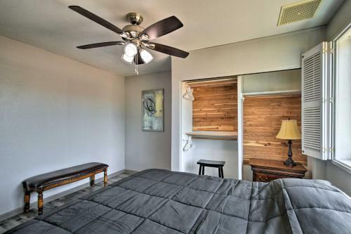 Charming Home Less Than 11 Mi To Downtown Phoenix!