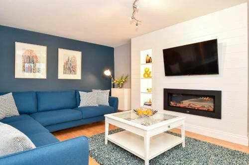Apartamentos Tom Barry House