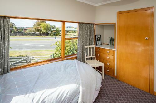 Grand View - Te Anau Holiday Home