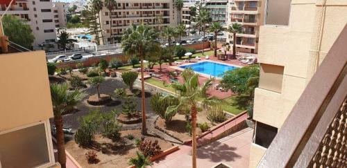 Apartment Los Cristianos With Pool Cris-sol