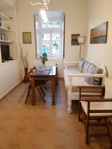 Agroturismo Hydra Memories House