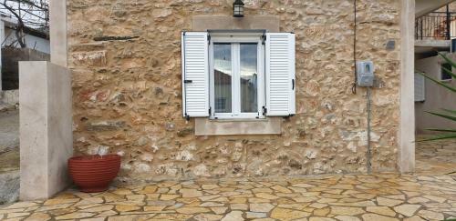 Villa Marikas House