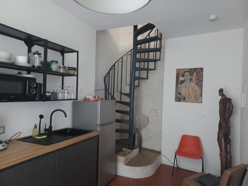 Apartamento Charmant Appartement En Duplex - Arles Centre Ancien