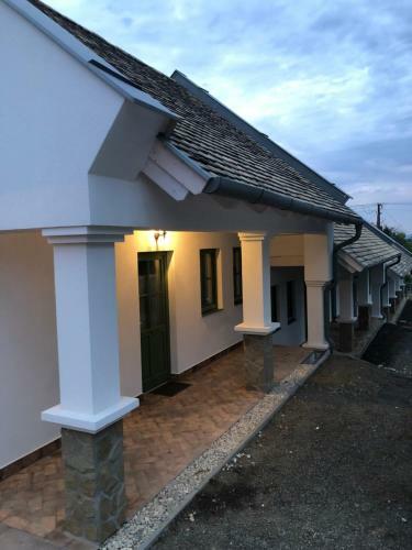 Apartamento Borosty�n Porta Lesencetomaj