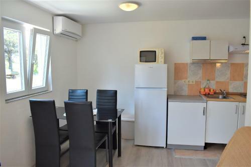 Apartment Kristofor Rab