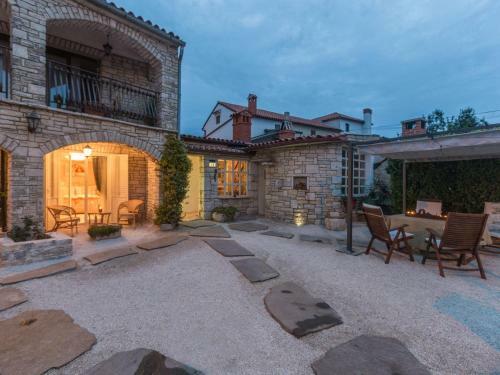 Apartment Alba