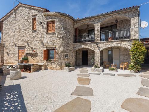 Apartment Alba