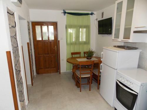 Apartments Miro Korni?