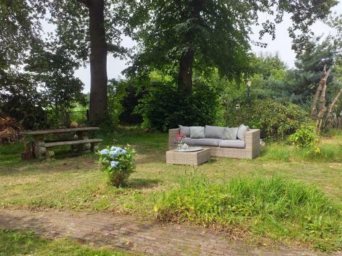 Bed & Breakfast De Geheime Tuin - Boshuis