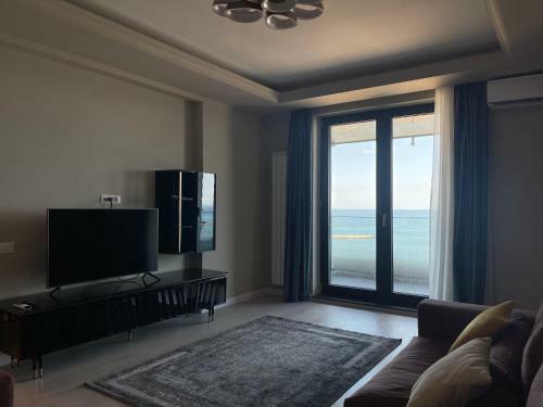 Blue Marina Sea View Apart