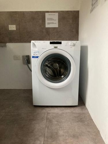 Apartamento C�modo Y C�lido Monoambiente Con Balc�n Y Dos Camas Simples. (2 Pax)