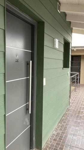 Apartamento C�modo Y C�lido Monoambiente Con Balc�n Y Dos Camas Simples. (2 Pax)