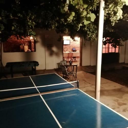 Hostal Club De Veraneantes Tulumba Hostel Y Suites