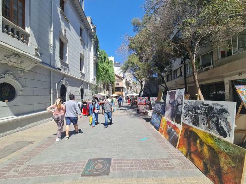 Oceana Suites Lastarria Apartment