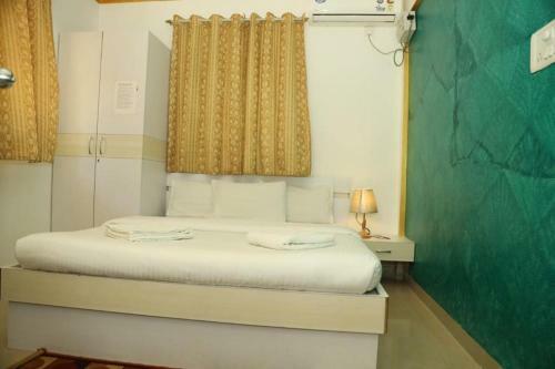 Gomytrip Baga Villa