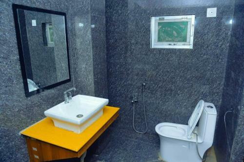 Hotel Staymaker Aditya Plaza