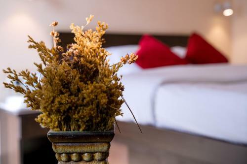 Hotel Bankhim Residency