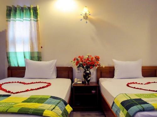 Hotel Kh�ch S?n N?ng Bi?n - Sunny Sea