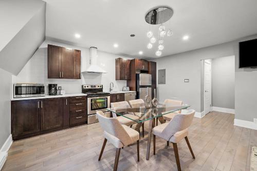 Charming Fresh 3br Apartment On Bishop St