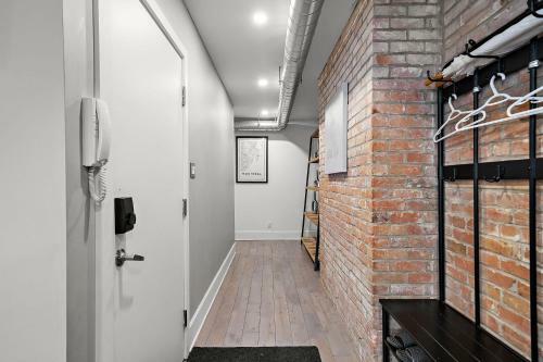 Charming Fresh 3br Apartment On Bishop St