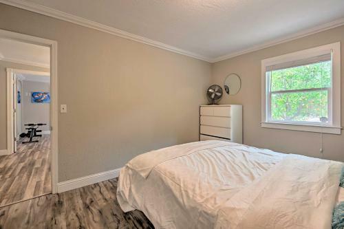Bright Concord Home With Amenity-packed Patio!