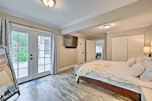 Bright Concord Home With Amenity-packed Patio!