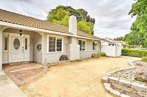 Bright Concord Home With Amenity-packed Patio!