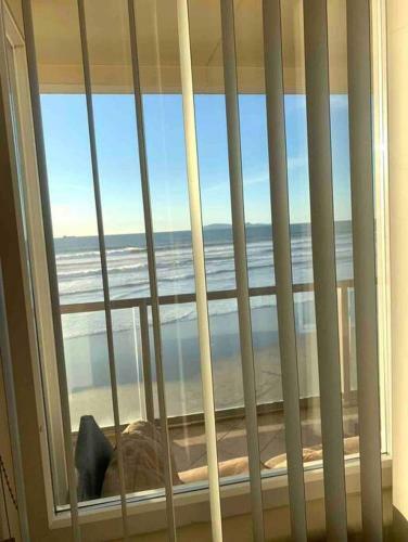 Apartamento Beautiful Beach Front Condo Near Downtown