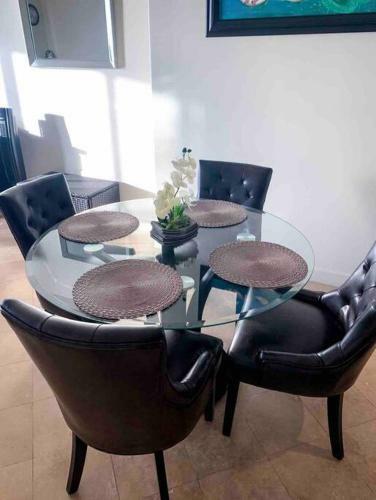 Apartamento Beautiful Beach Front Condo Near Downtown