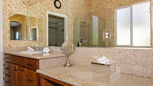 Desert Escape 2 Master Suites In Priv Country Club
