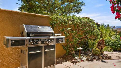 Desert Escape 2 Master Suites In Priv Country Club