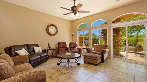 Desert Escape 2 Master Suites In Priv Country Club