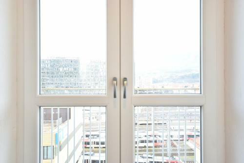 Super Central Apartment With Awesome Mountain View