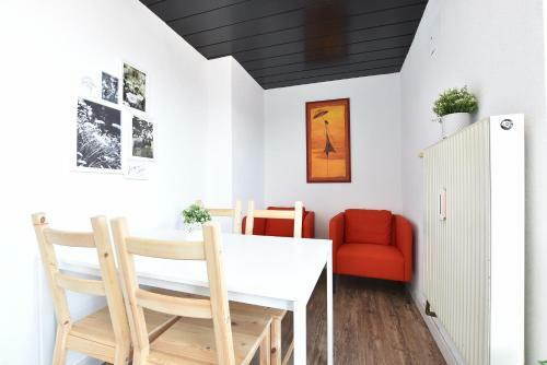 Super Central Apartment With Awesome Mountain View