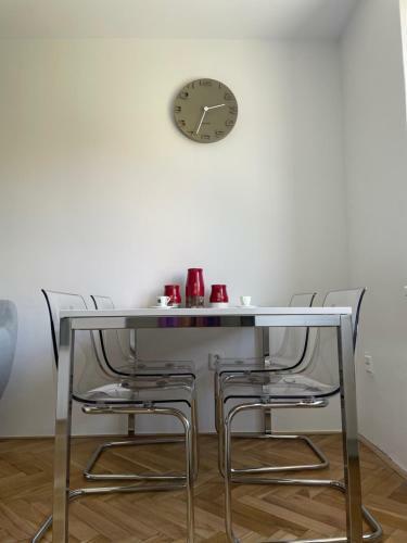 Apartm�n V Kr�tk�