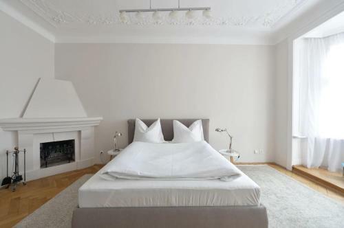 Apartamento Art Nouveau 3 Bedroom 2 Bathroom Flat