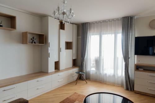 Residence Four Bedroom Apartment Lake View-montreux