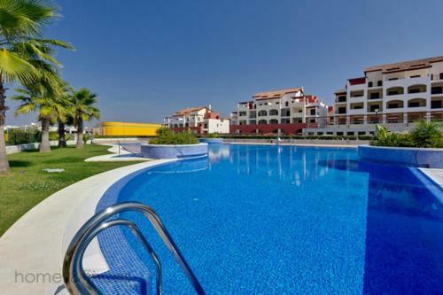 Charming 2-bed Apartment In Ayamonte