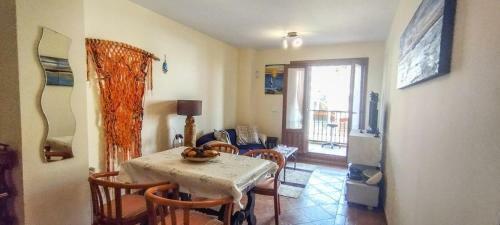 Stunning 2-bed Apartment In Costa Esuri