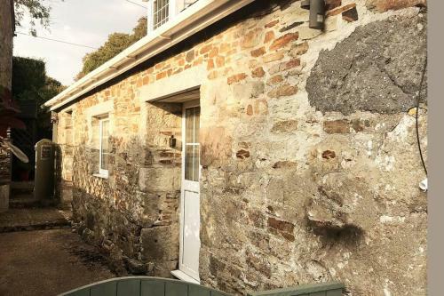 Trewithian Farm Cottage
